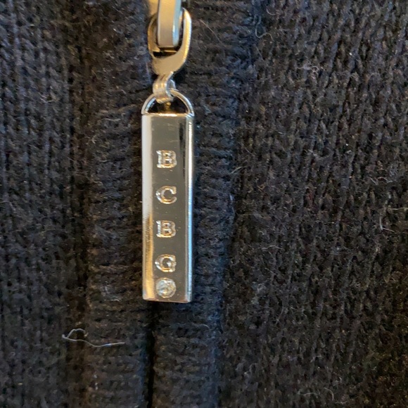 BCBG Maxazria long tunic sweater with faux fur hood - Picture 5 of 7